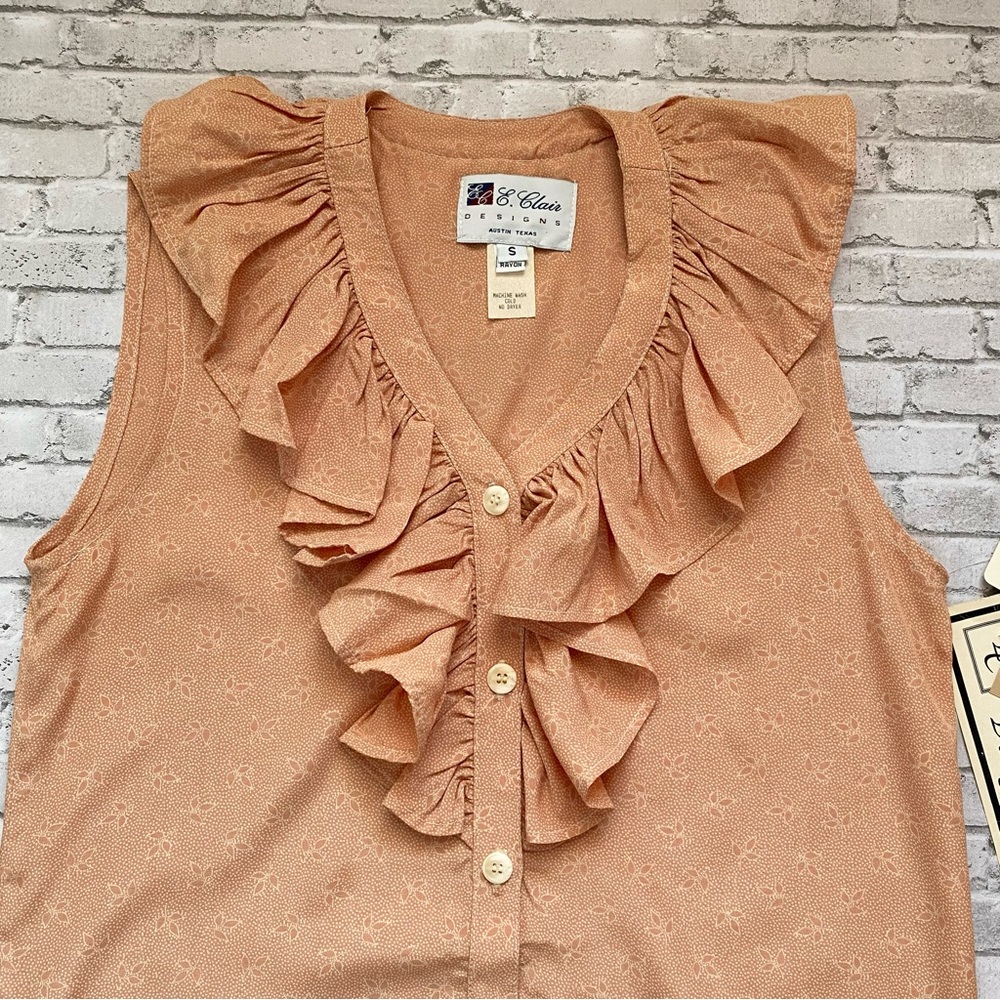 Vintage Apricot Ruffle Collared Button-Up Blouse - Picture 2 of 6